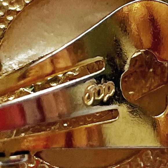 Faux Pearl and Gold Metal Chain Earrings Large Round Vintage Clip On 80s Retro - Picture 10 of 10